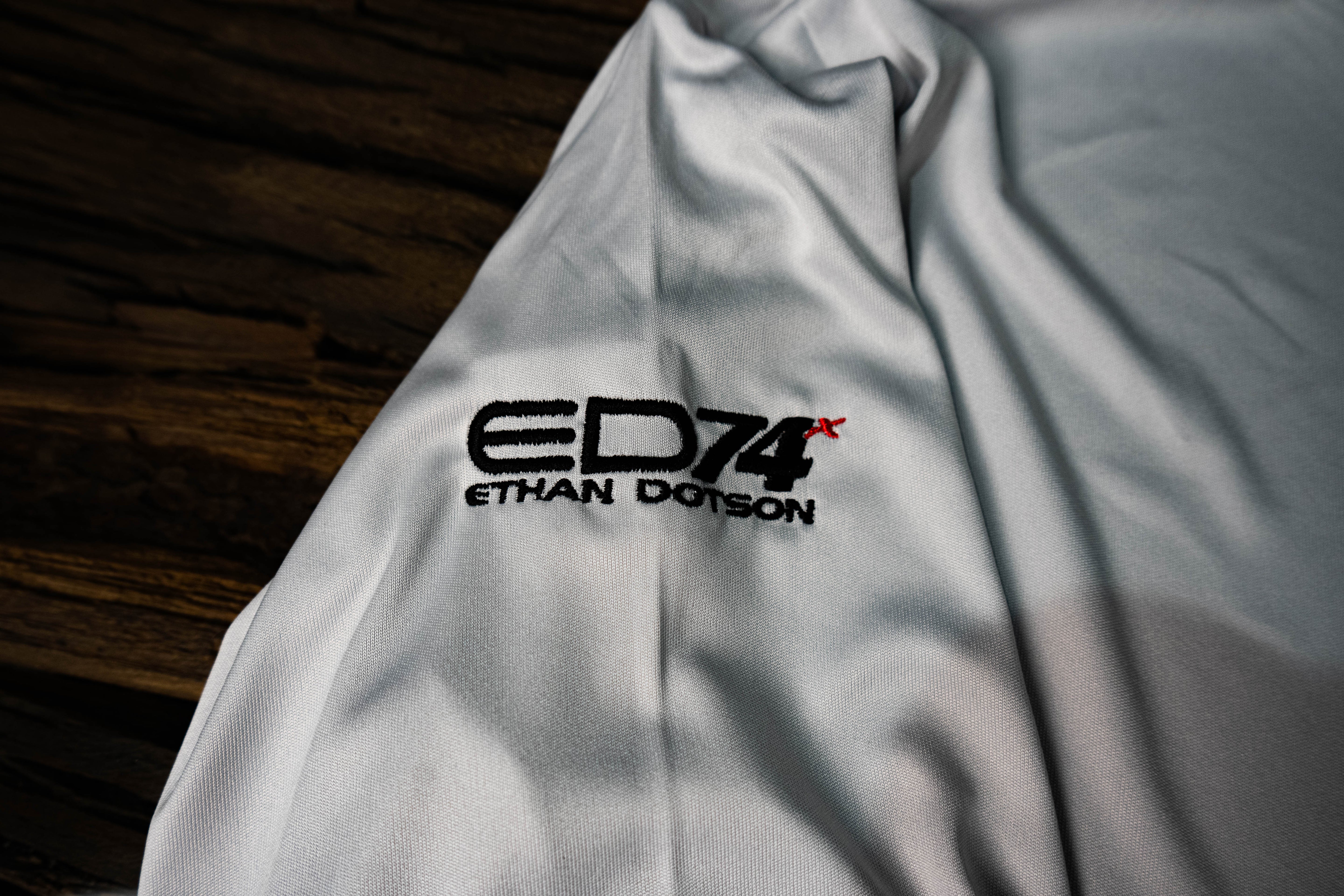 Lightweight performance Hoodie light gray